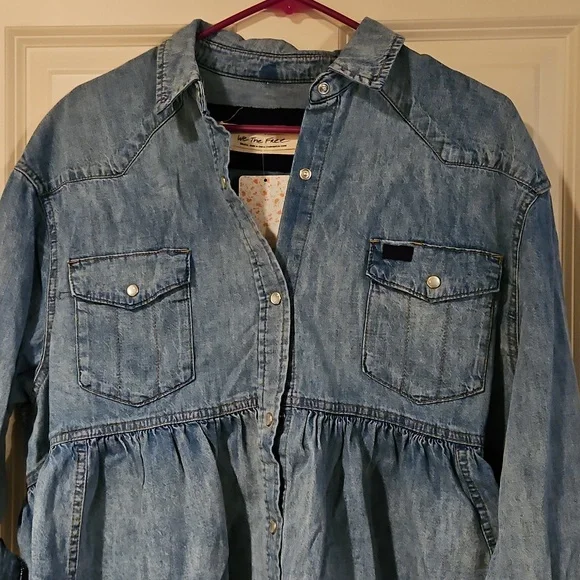 Free People Dylan Babydoll Shacket Snap Front High Low Hem Chambrey Size Sm NWT - Picture 7 of 16